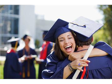 去英國留學(xué),一般什么時(shí)候開始申請(qǐng)