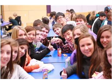 高考以后去英國(guó)留學(xué)算不算晚