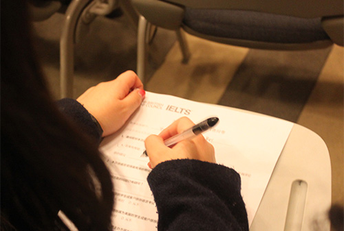 英國(guó)大二補(bǔ)考掛科，該怎么辦