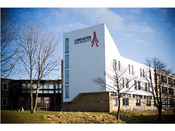 蘭卡斯特大學留學條件，哪個專業爆熱？