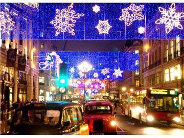 英國(guó)美輪美奐的圣誕彩燈，你怎么能錯(cuò)過呢