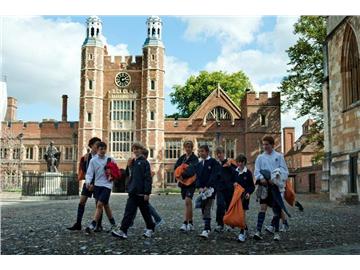 高中留學(xué)哪個(gè)國家好，去英國怎么樣