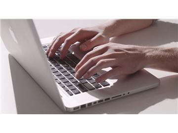 英國留學必帶東西之一--電腦，你想知道為什么嗎