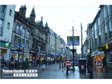 北京留學中介哪個好，到英國讀研找哪家