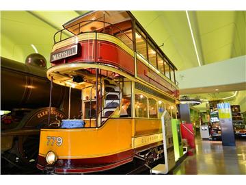 在英國想去旅游，選擇什么交通方式好呢