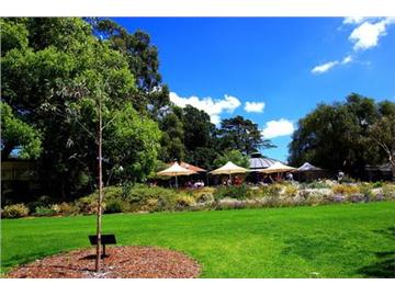 出國留學(xué)必看的4本書，你看了幾本了？