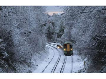 本科申請(qǐng)英國(guó)轉(zhuǎn)學(xué)，有哪些具體要求？