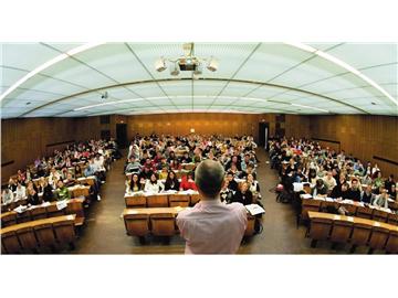 想去英國讀計算機專業，計算機專業實力好的院校有嗎？