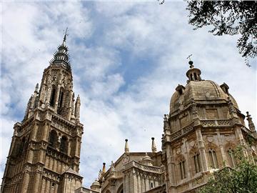 院校背景和均分都不夠，如何申請到英國名校？