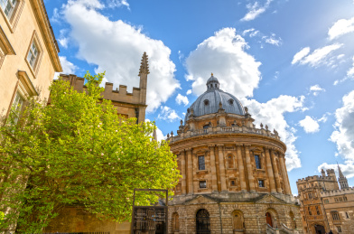 【留學費用】英國留學生活費及學費如何繳納值？