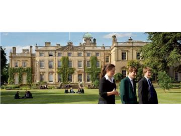 美國(guó)商學(xué)院申請(qǐng)條件越加嚴(yán)苛，商科申請(qǐng)態(tài)勢(shì)依舊高燒不退